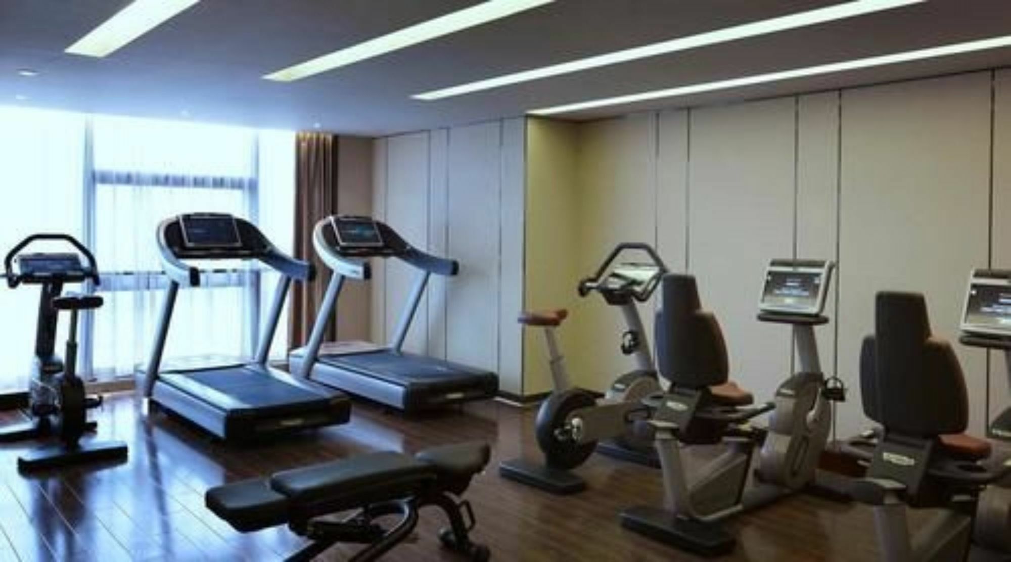 Melia Jinan Hotel Bagian luar foto